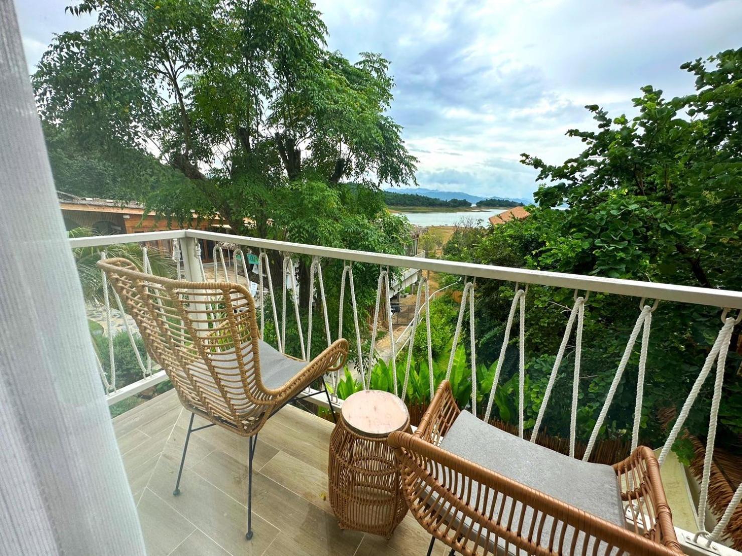 Le La Lake Resort And Spa Kaeng Kachan Bilik gambar